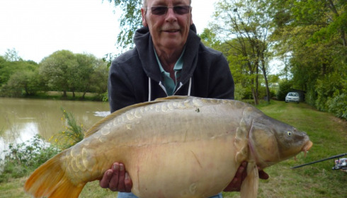 A 27 lb 8 oz carp from Lillybelle, Dave Owen, Aug 2014