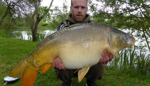 A 23 lb carp from Lillybelle, Tim Johnson, May 2016