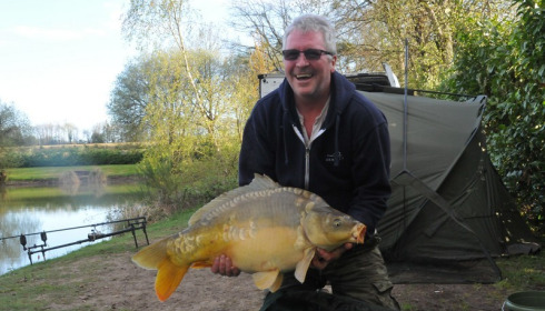 A 27 lb 4 oz carp from Lillybelle, Mark, Apr 2017