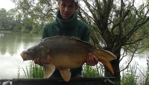 A 24 lb 2 oz carp from Lillybelle, Mark Siviter, Jul 2015