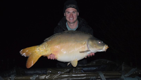 A 42 lb carp from Lillybelle, Dean Goodwin, Apr 2016