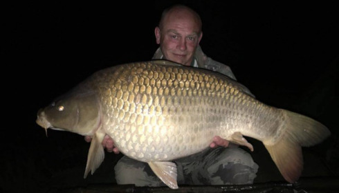 A 27 lb 2 oz carp from Lillybelle, Shaun Docksey, Apr 2017