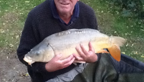 A 22 lb carp from Lillybelle, Tom Jones, Oct 2015