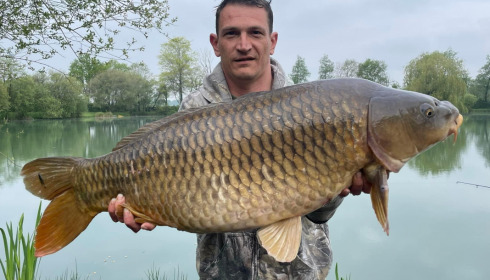 A 35 lb carp from Lillybelle, Phil Milner, May 2022