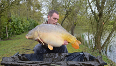 A 40 lb carp from Lillybelle, Tom Berrisford, Apr 2016