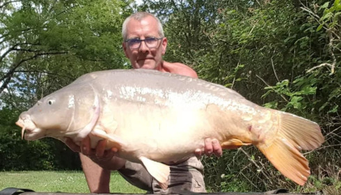 A 39 lb 7 oz carp from Lillybelle, Mark Antrobus, Jul 2023