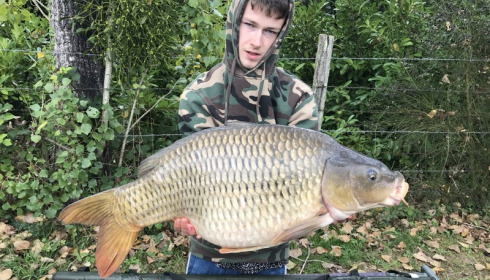 A 25 lb 8 oz carp from Lillybelle, Reece Hunter, Sep 2017