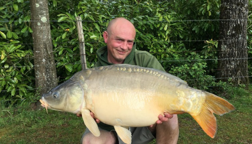 A 28 lb carp from Lillybelle, Shaun Docksey, Apr 2017
