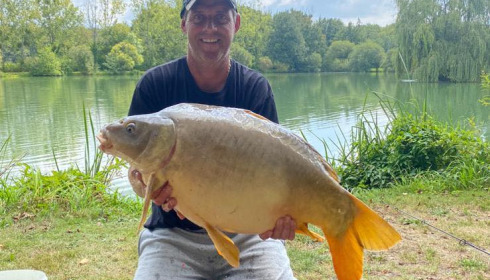 A 30 lb 1 oz carp from Lillybelle, Doug Brown, Aug 2021