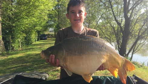 A 22 lb carp from Lillybelle, Harry Meredith, Apr 2017