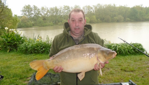 A 24 lb carp from Lillybelle, Martin Smith, May 2016
