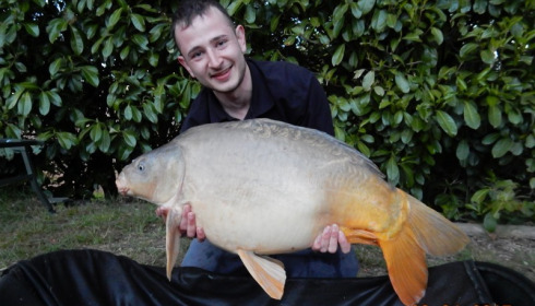 A 26 lb carp from Lillybelle, Jason Hewitt, Apr 2017