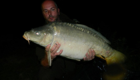 A 27 lb 8 oz carp from Lillybelle, Jon Blackall, May 2017