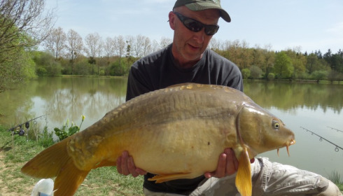 A 21 lb 8 oz carp from Lillybelle, Steve Charters, Apr 2015