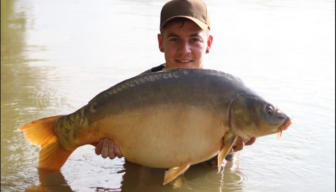 A 33 lb carp from Lillybelle, Thomas Cooper, Aug 2018