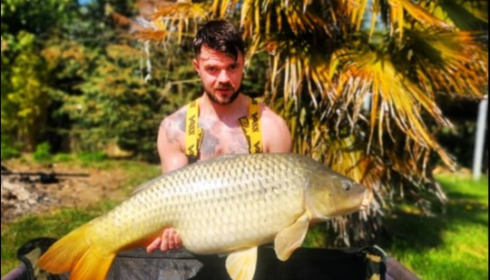 A 28 lb carp from Lillybelle, Nathan Abbott, Apr 2019