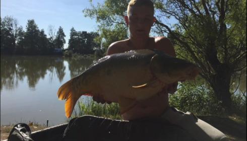 A 27 lb 13 oz carp from Lillybelle, Harry Blankley, Aug 2018