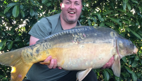 A 25 lb 10 oz carp from Lillybelle, Poop, Apr 2017