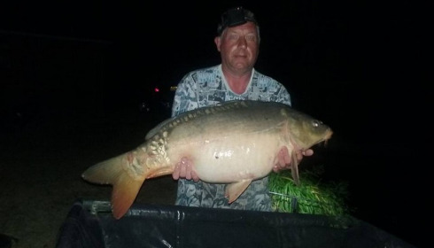 A 30 lb carp from Lillybelle, Ray Clark, Jun 2017