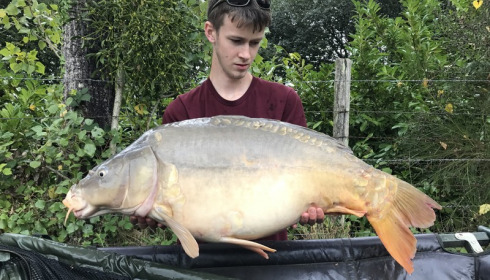 A 32 lb 6 oz carp from Lillybelle, Reece Hunter, Sep 2017