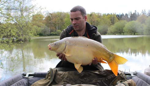 A 26 lb carp from Lillybelle, Rob Woods, Apr 2016
