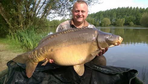 A 42 lb 9 oz carp from Lillypool, Shane Welch, May 2015