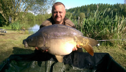A 24 lb 14 oz carp from Lillypool, Shane Welch, May 2015