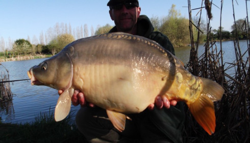 A 26 lb 7 oz carp from Lillypool, Mark, Mar 2012