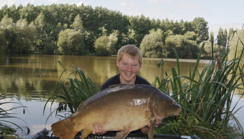 A 40 lb 6 oz carp from Lillypool, Lee Turley, Jul 2015