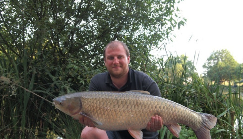 A 28 lb 5 oz grass carp from Lillypool, Alex Timney, Aug 2016