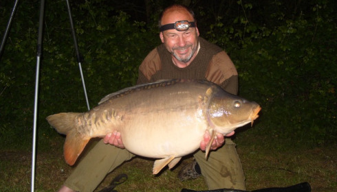 A 43 lb carp from Lillypool, Frank, May 2015