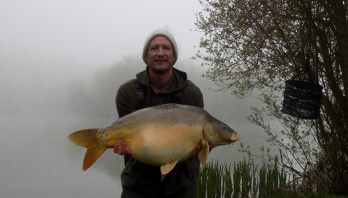 A 33 lb 2 oz carp from Lillypool, Jamie Miller, Apr 2016