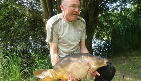 A 25 lb 2 oz carp from Lillypool, Phil Greenoff, Jul 2014