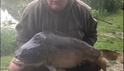 A 38 lb 1 oz carp from Lillypool, Deryn Seagrove, Jun 2018