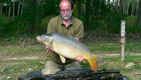 A 26 lb carp from Lillypool, Stuart Holliday, Sep 2015