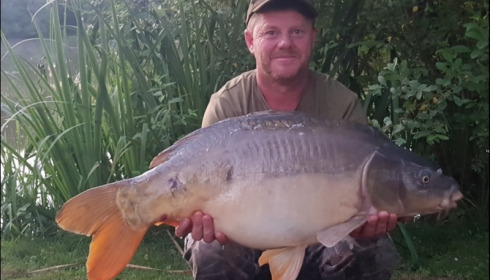 A 27 lb 12 oz carp from Lillypool, Glynn Jones, Jul 2018