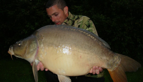 A 27 lb 4 oz carp from Lillypool, Lee Horner, Aug 2014