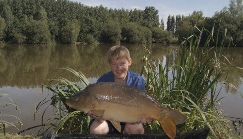 A 27 lb 8 oz carp from Lillypool, Lee Turley, Jul 2015
