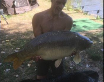 A 34 lb 6 oz carp from Lillypool, Wayne Chase, Sep 2019