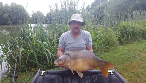 A 32 lb 14 oz carp from Lillypool, Richard May, Jul 2016