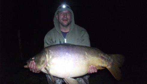 A 44 lb 4 oz carp from Lillypool, Danny Reynolds, May 2016