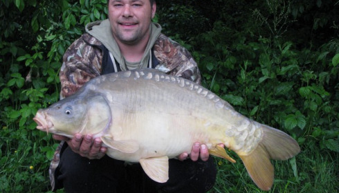 A 22 lb 8 oz carp from Lillypool, Mike Walker, May 2013