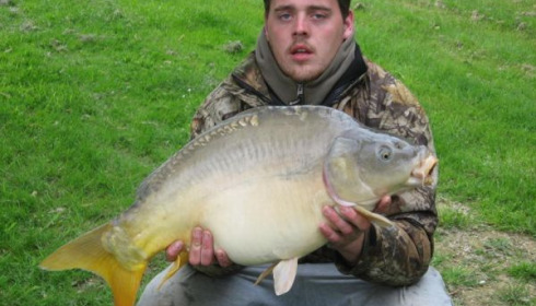A 22 lb 5 oz carp from Lillypool, John, Apr 2011
