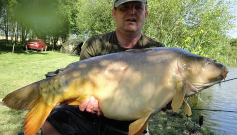 A 37 lb 5 oz carp from Lillypool, Ken King, May 2014