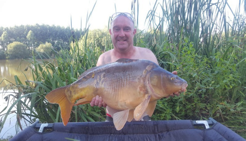 A 27 lb 12 oz carp from Lillypool, Richard May, Jul 2016