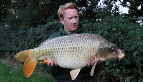 A 25 lb 8 oz fish from Lillypool, Darren, Oct 2013