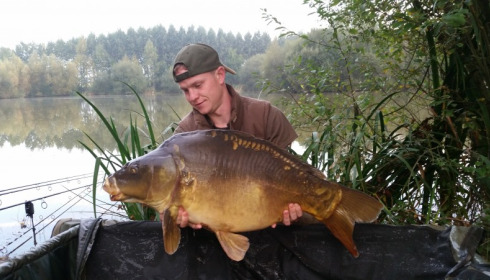 A 28 lb 2 oz carp from Lillypool, Ryan Bendall, Sep 2014