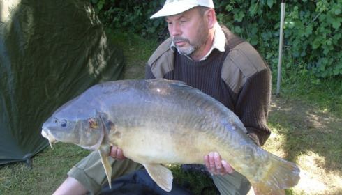A 42 lb carp from Lillypool, Frank, May 2015
