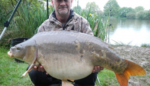 A 38 lb 2 oz carp from Lillypool, Steve Knight, May 2014