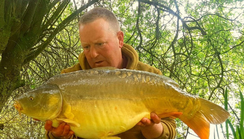 A 25 lb carp from Lillypool, Marko Kew, May 2017
